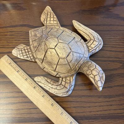 LOT 90: At the Beach Collection: a "Girly" Mug, Wildwood Glasses, Carved Wooden Sea Turtle & Framed Print of Nautilus Shell