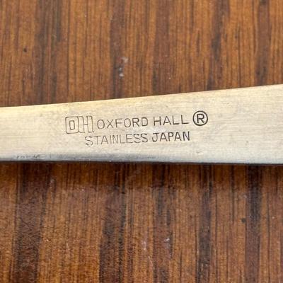 LOT 91: Vintage Hazel-Atlas Juicer, Spry Measuring Glass, Abbots Milk Bottle, Cobalt Blue Eye Cup, Carnival Glass Creamer, Hurricane Lamp...