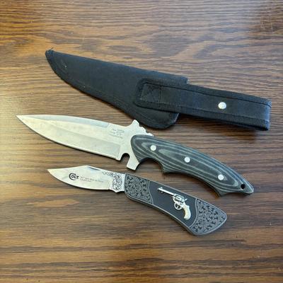 LOT 93: Frost Cutlery Pocket Knife & Franklin Mint Colt 1877 Double Action "Lightning"