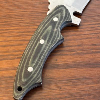 LOT 93: Frost Cutlery Pocket Knife & Franklin Mint Colt 1877 Double Action "Lightning"