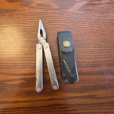 LOT 94: Pocket Knives: Brown Stone 715, Leatherman Tool, Combo Edge