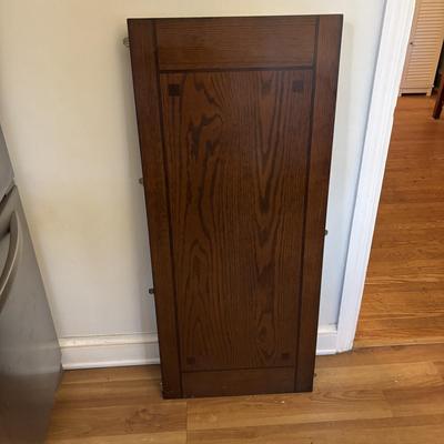 LOT 106: Round Pub Style table w/2 Wooden Stools