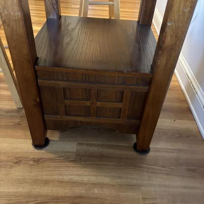 LOT 106: Round Pub Style table w/2 Wooden Stools