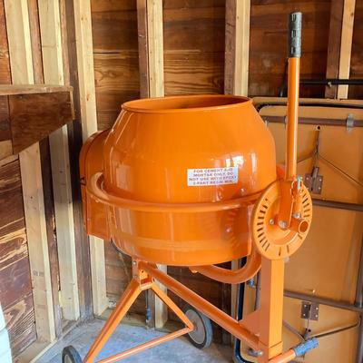 LOT 110: Central Machinery 3-1/2 Cubic Ft Rolling Cement Mixer