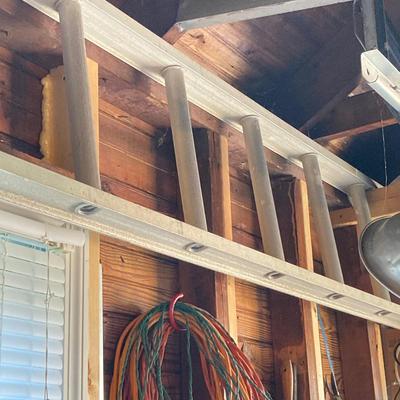 LOT 111: Aluminum Ladder