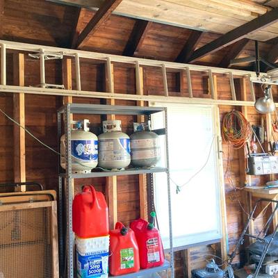 LOT 111: Aluminum Ladder