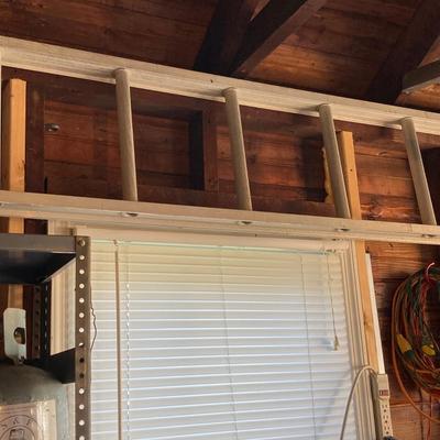 LOT 111: Aluminum Ladder