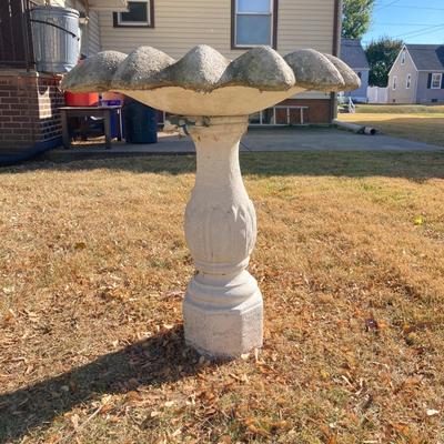 LOT 113: Vintage Concrete Two Piece Bird Bath