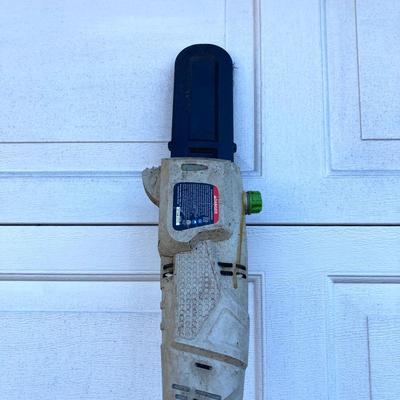 LOT 117: Poulon Electric Powered Pole / Trim Saw and Poulon Hedge Trimmer Item 62630