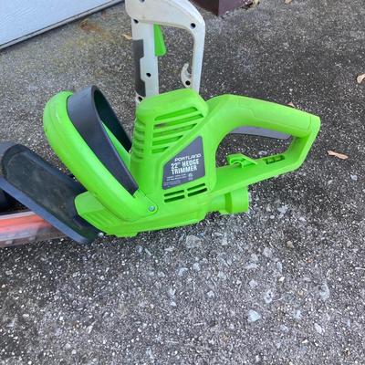 LOT 117: Poulon Electric Powered Pole / Trim Saw and Poulon Hedge Trimmer Item 62630