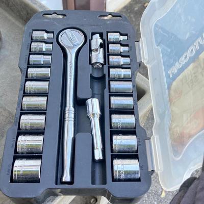 LOT 123: Rubbermaid Rolling Utility Cart with Large Collection of Tools