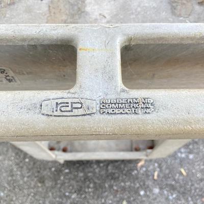 LOT 123: Rubbermaid Rolling Utility Cart with Large Collection of Tools