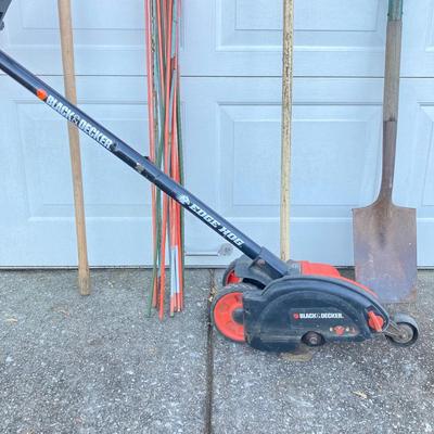 LOT 125: Black & Decker Edge Hog LE750 with Garden / Lawn Stakes, Rake, Shovel and Hoe