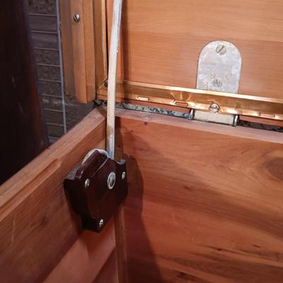 LOT 136: Vintage Lane Cedar Chest