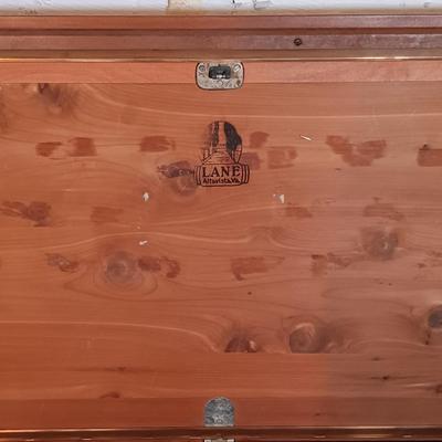 LOT 136: Vintage Lane Cedar Chest