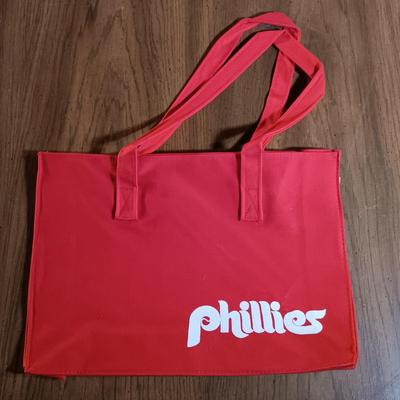 LOT 138: Vintage Sports Memorabilia