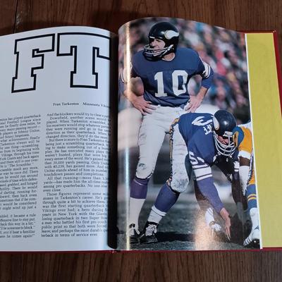 LOT 138: Vintage Sports Memorabilia