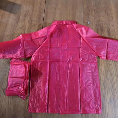 LOT 138: Vintage Sports Memorabilia