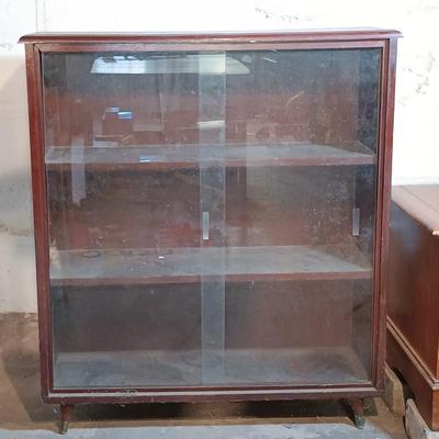LOT 141: Vintage Glass Front Bookcase Case