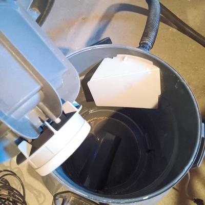 LOT 143: Kenmore Heavy Duty Wet Dry Vac, ShopVac 1 Gallon Wet Dry Vac, Honeywell Fan & Folding Step Ladder