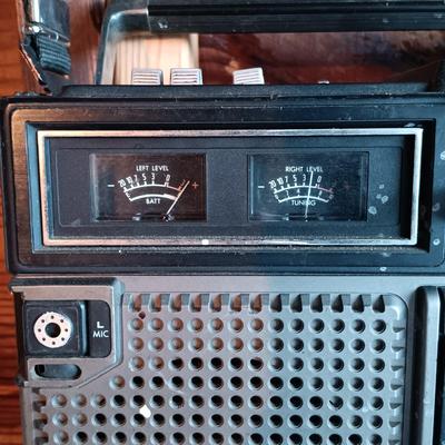 LOT 145: JVC RC-717 JW Radio Cassette Boombox