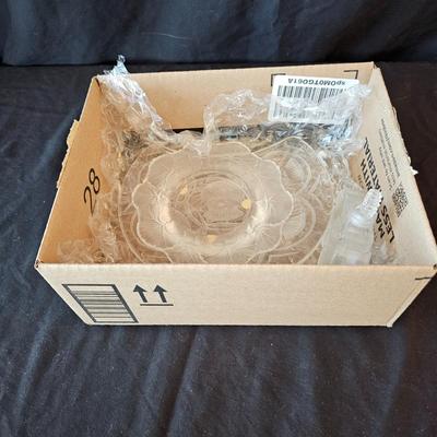 Lalique Two Flowers Frosted Glass Perfume Bottle & More Lalique Pieces (DR-JS)