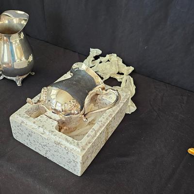 Wm. Rogers, Wallace, Reed& Barton & More Silver Plate Serving Items (DR-JS)