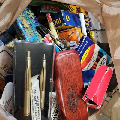 Sale Photo Thumbnail #441: Huge Lot of Art Supplies Crayons Mechanical Pens & Pencils plus so much more