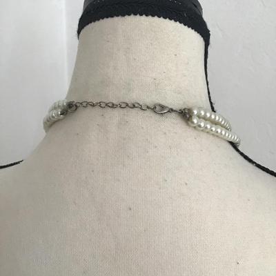 Sale Photo Thumbnail #108: Vintage Faux pearl necklace with rhinestones please see attached photos