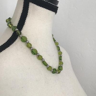 Sale Photo Thumbnail #139: Beautiful vintage, art deco, green glass beaded necklace. Please see attached photos.