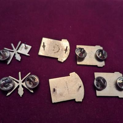 Military Signal Corps Flag Pins - Army 86th Field Artillery Regiment Unit Insignia's #25