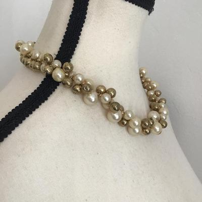Vintage Faux pearl necklace with gold tone beads