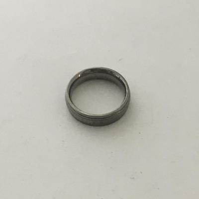 Silver tone unmarked ring
