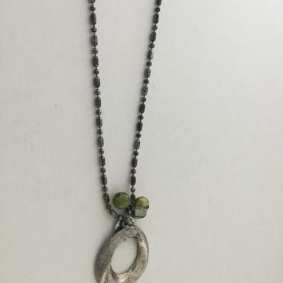 Silver tone fashion necklace