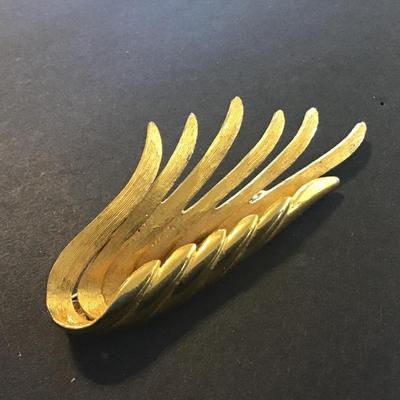 Gold Tone Statement Brooch