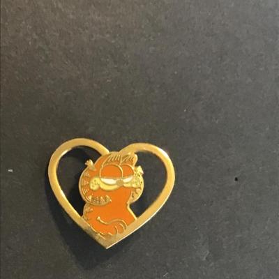 Garfield pin Vintage