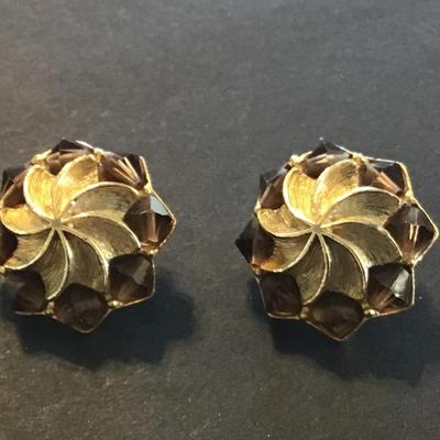 Vintage Clip on Earrings
