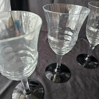 Black Base Wine & Cocktail Glasses (K-JS)