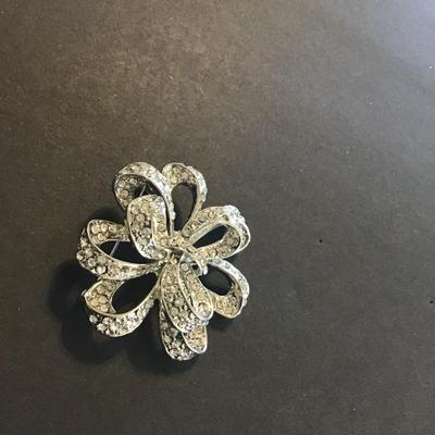 Fashion Rhinestone Brooch
