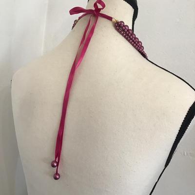 Very nice light purple multistrand fashion necklace