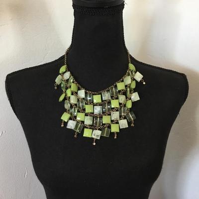 Beautiful vintage, gold tone, faux green glass statement necklace