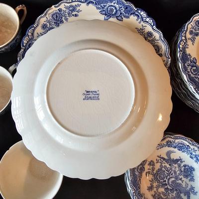 'Bristol' Crown Ducal English China (K-JS)