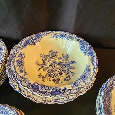 'Bristol' Crown Ducal English China (K-JS)