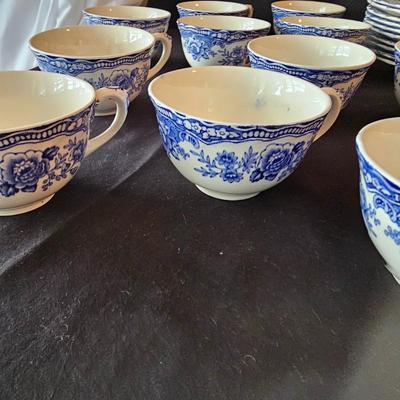 'Bristol' Crown Ducal English China (K-JS)