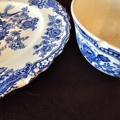 'Bristol' Crown Ducal English China (K-JS)