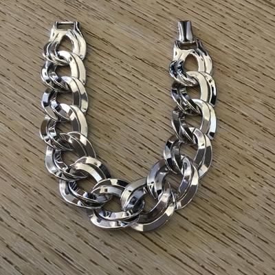 Vintage Monet double link chain bracelet excellent condition