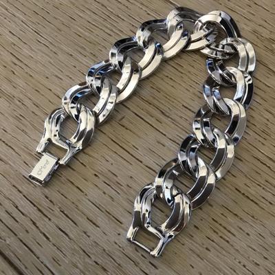 Vintage Monet double link chain bracelet excellent condition