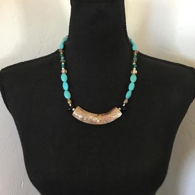 Beautiful shell, faux turquoise &, gemstone, elephant, toggle statement necklace, very beautiful