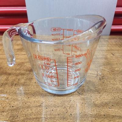 Measuring cup