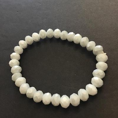 Pretty grey faceted beaded bracelet